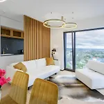 דירה Luxury Apartment, Outstanding View, Free Parking